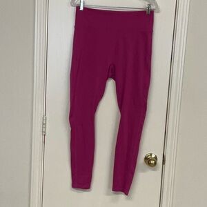 ‼️final must bundle ‼️Fabletics Pink Leggings Vibrant Stretchy Bottoms
